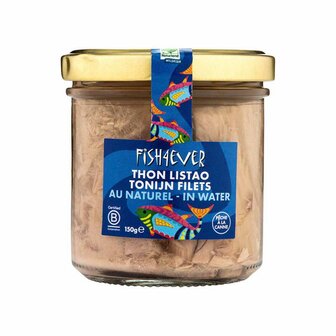 Skipjack tonijn in water in glazen potje